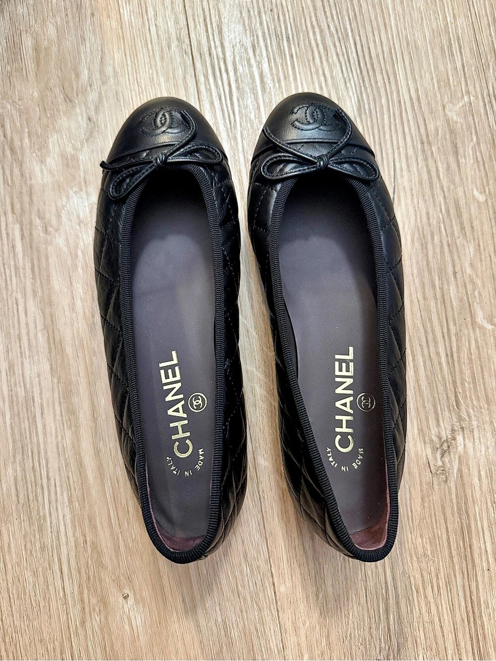 Chanel Quilted Lambskin CC Cap Toe Ballet Flats Black EU 37C